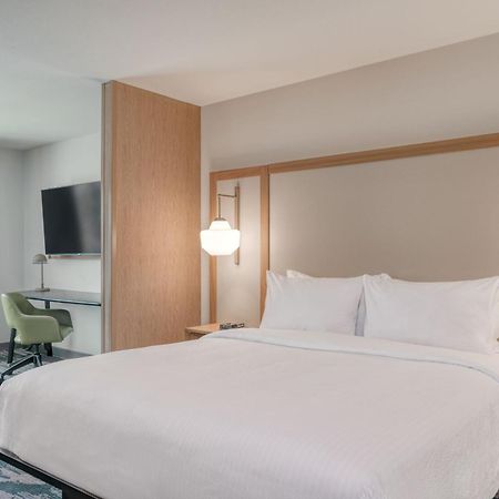 Fairfield By Marriott Inn & Suites Шелбивилл Экстерьер фото