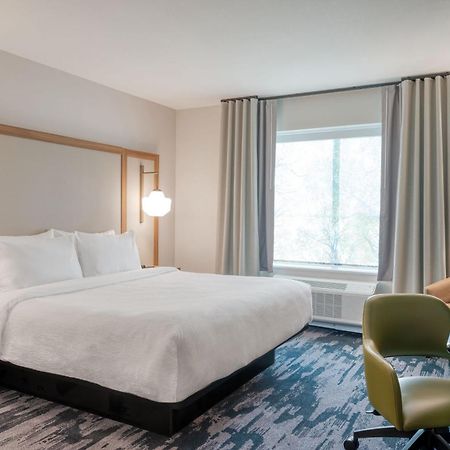 Fairfield By Marriott Inn & Suites Шелбивилл Экстерьер фото